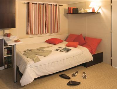 couchage dans le salon Location de Mobil-home à Pornichet - Cottage Confort idéal pour 4/6 personnes