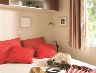 chambre lit double - Location de Mobil-home à Pornichet - Cottage Confort idéal pour 4/6 personnes
