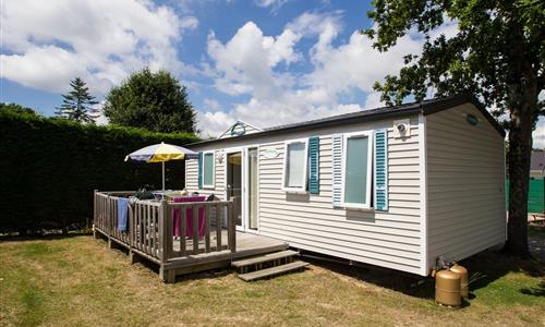extérieur - Location Mobil-home à Pornichet - Cottage Européen - 4/6 personnes - camping Pornichet 3 étoiles avec piscine couverte et chauffée  - CAMPING LES FORGES ***