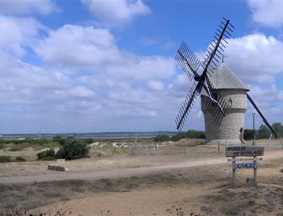 Batz sur mer et ses moulins 